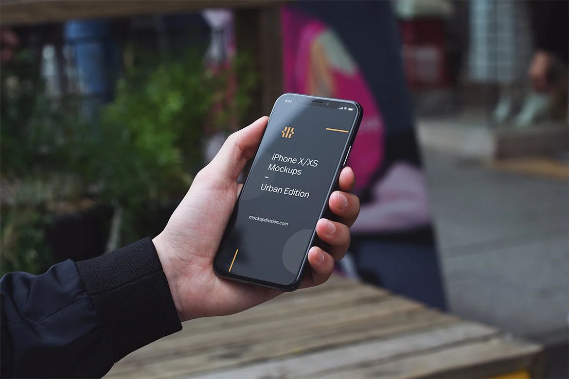 iPhone X/XS Mockups Urban Edition