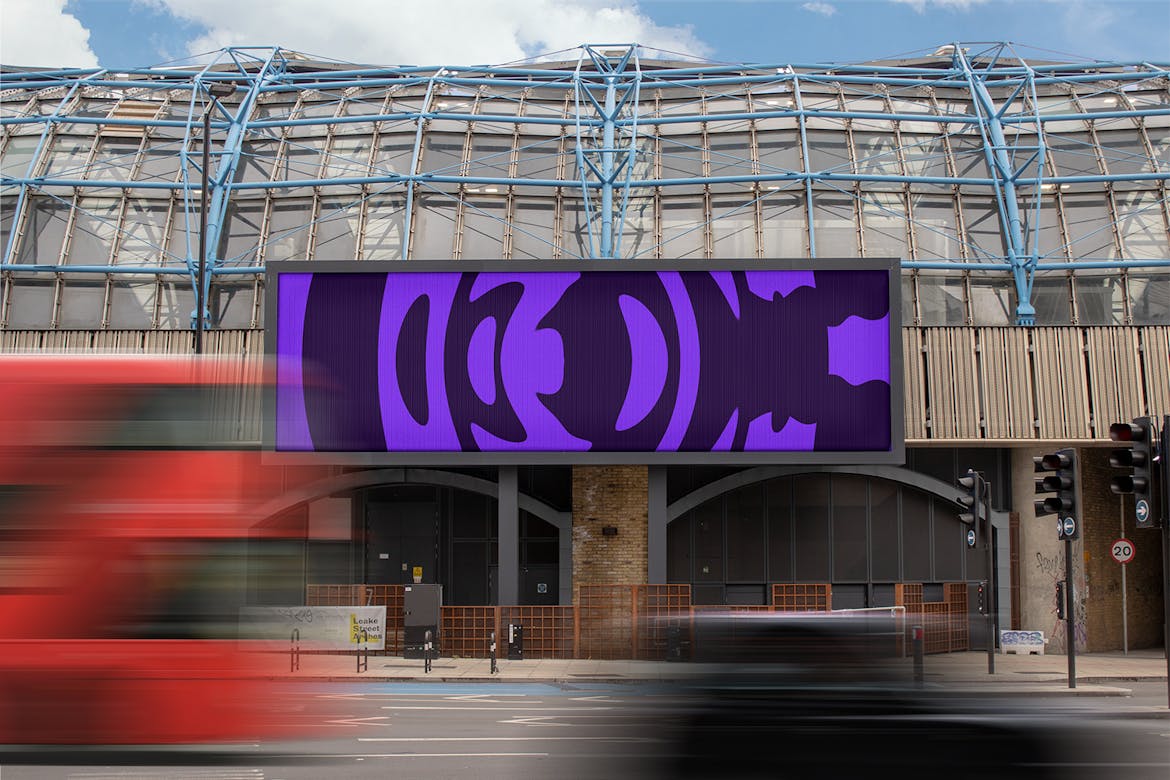 L-M-003-Digital-Screen