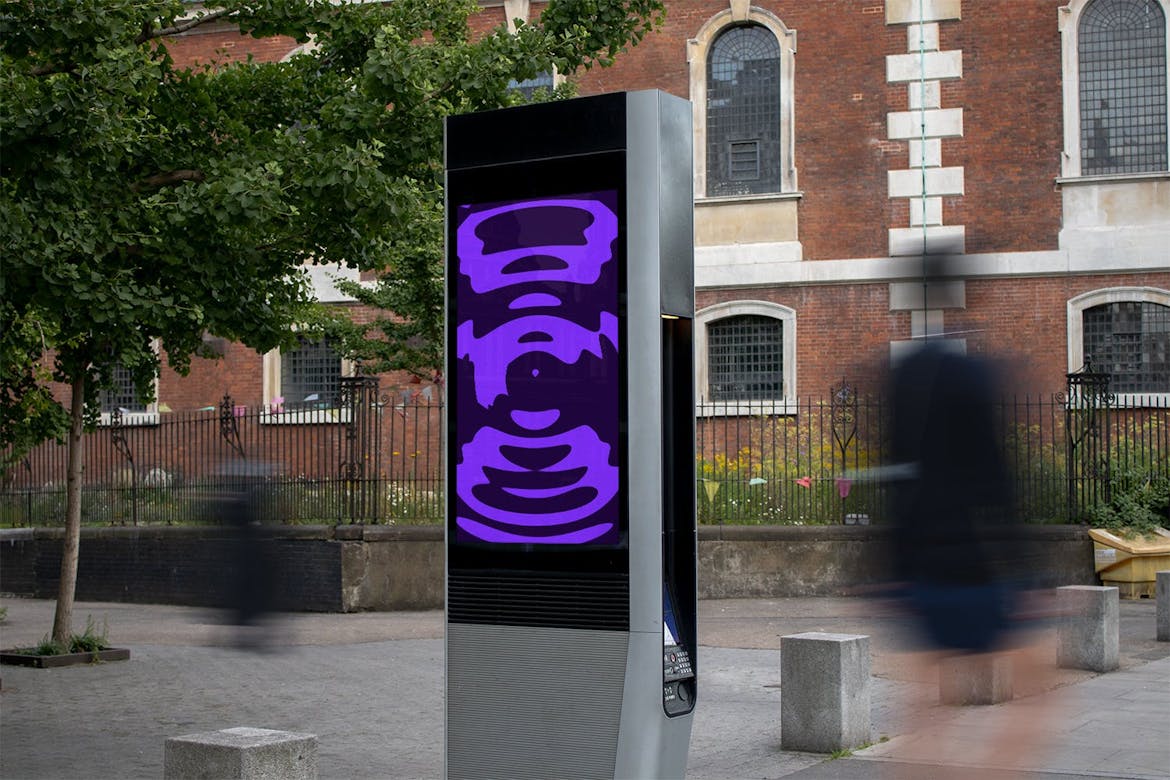 L-M-010-Digital-Screen