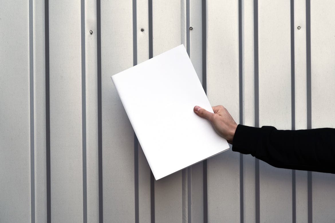 Brochure Branding Mockup Scene Raw-02-07
